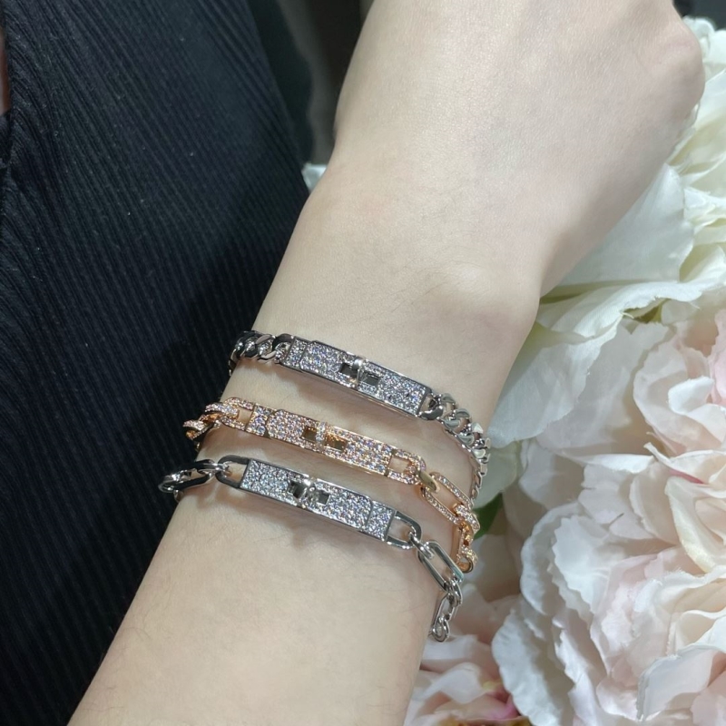 H**me5 bracelets